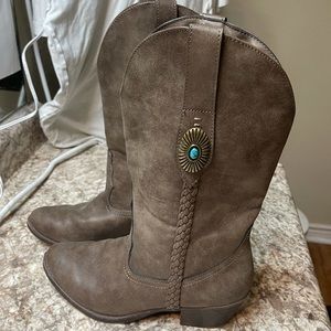 Cowgirl boots with braided and turquoise accents